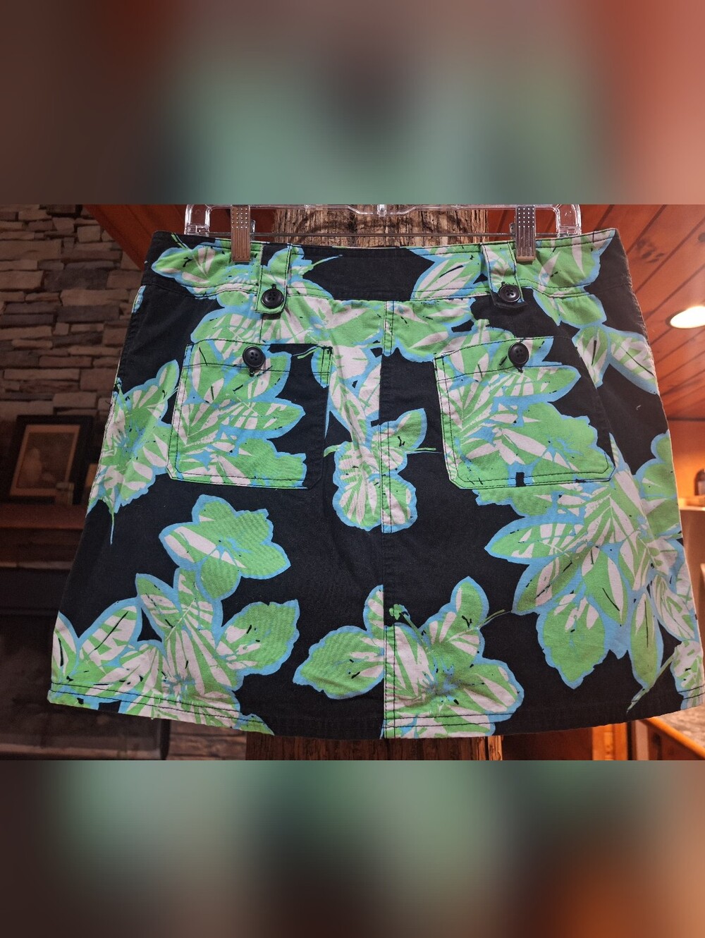 New York & Co Skort In Sz 10 Tropical Print